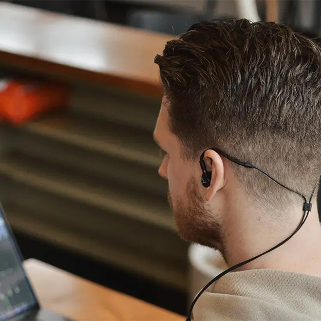 Beyerdynamic DT 70 IE Professional In-Ear-Monitor Wired Headphones - Black