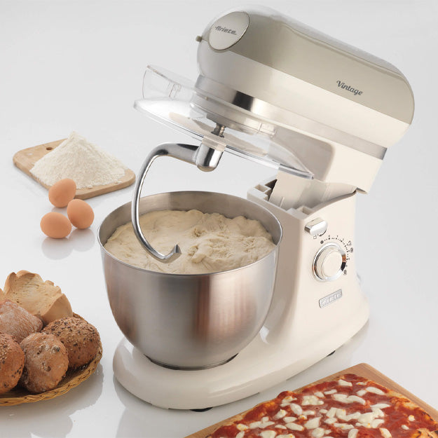 Ariete 1588 Vintage 7 Speed 2400W Stand Mixer (5.5L)