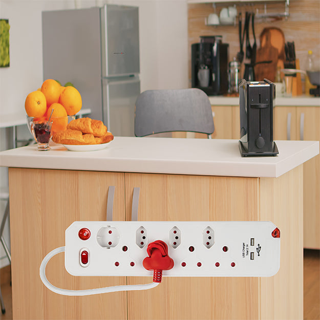 ElectricMate 8 WAY Single Switch Surge + 2.1 AMP USB Multiplug - White